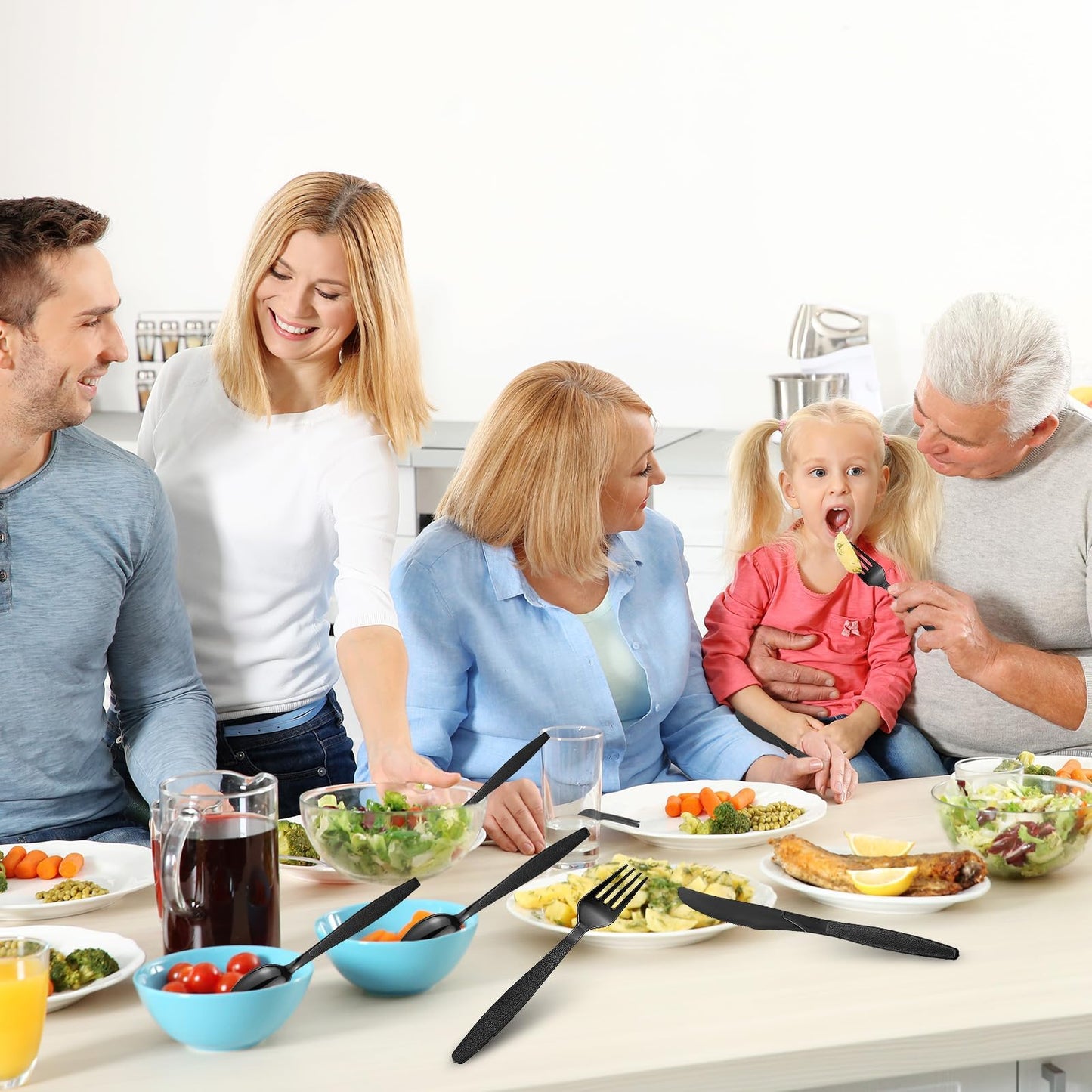 110 Stück Plastikbesteck Schwarz Set, Enthalten Plastikgabeln, Plastiklöffel, Plastik Messer, Party Besteck Plastik für Familienfeiern, Outdoor Dinner, wiederverwendbar Geschirr